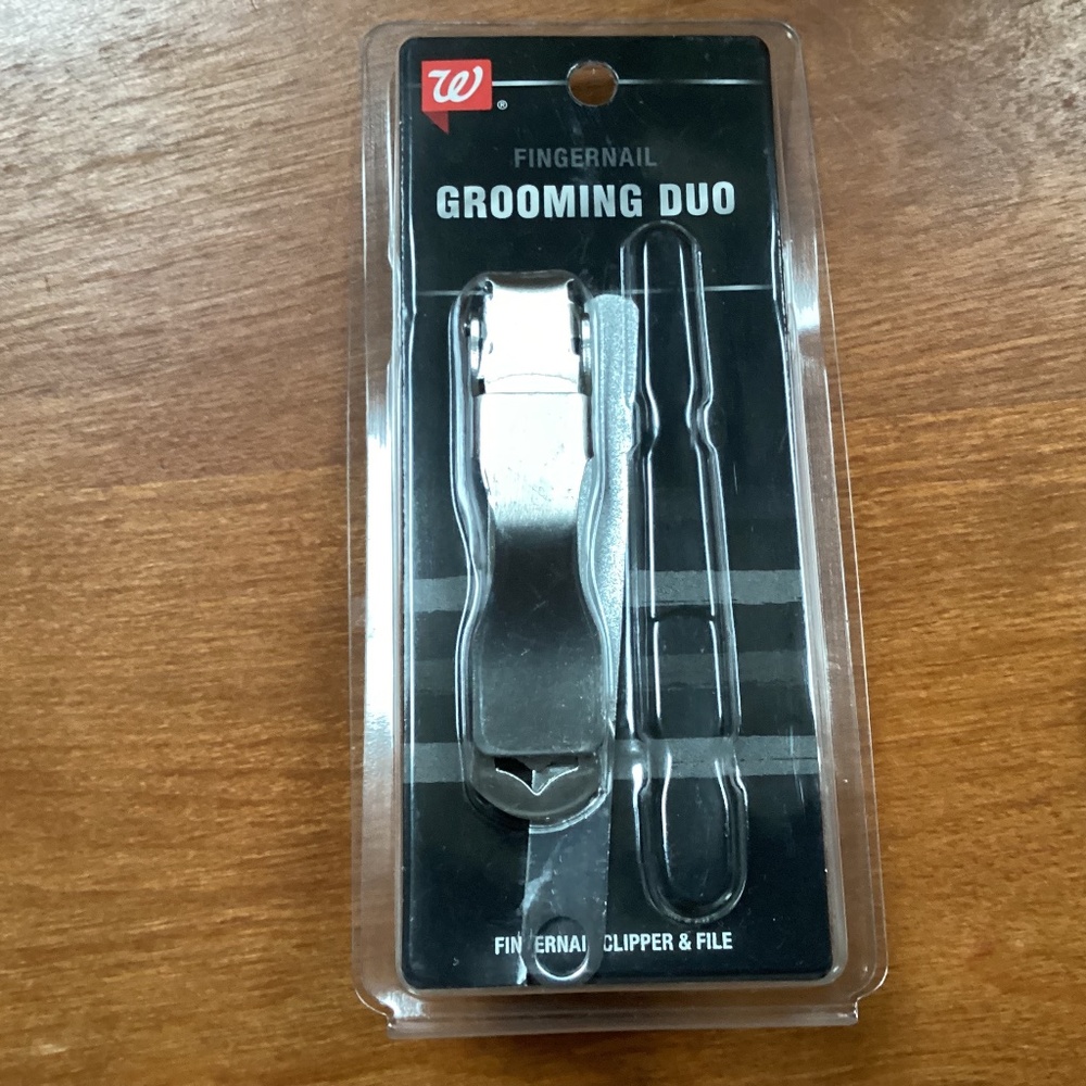 Walgreens Fingernail Grooming Duo Fingernail Clipper and File NEW
